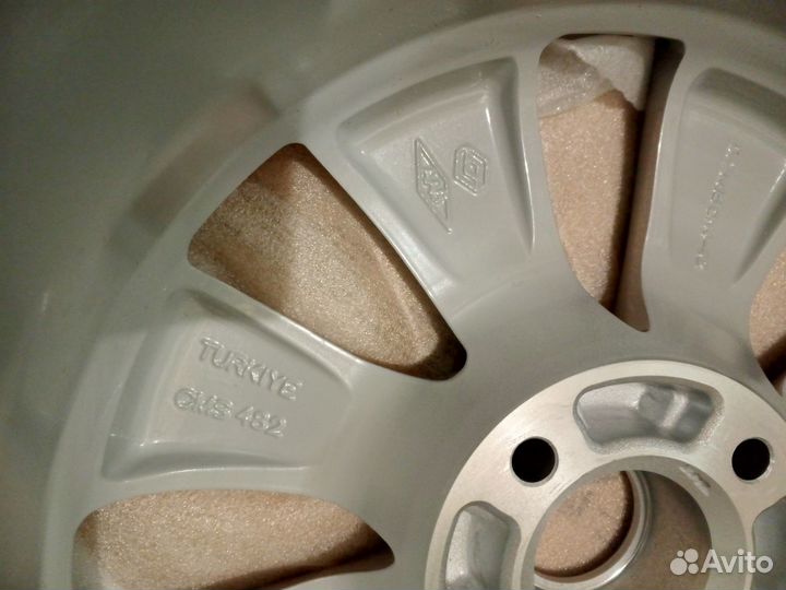 Renault Диск литой 1 шт. R15