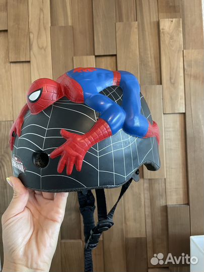 Детский шлем защитный велосипедный. spider man