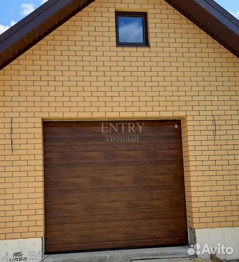 Ворота гаражные секционные