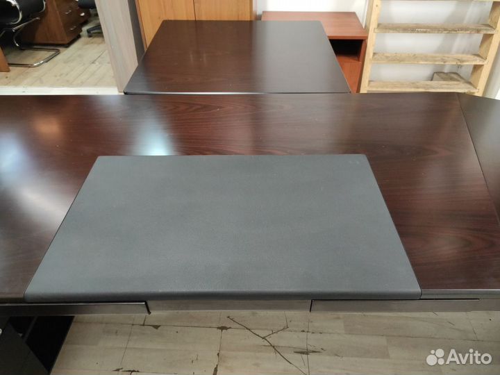 Стол руководителя c брифингом б/у 02231