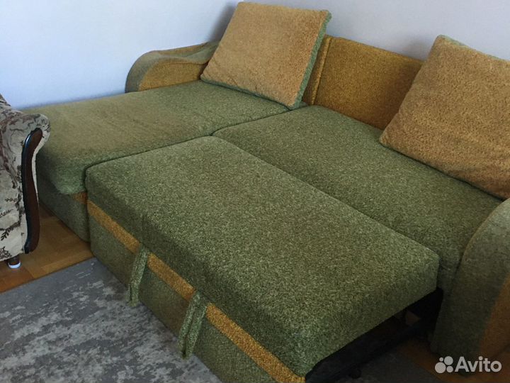 Угловой диван бу