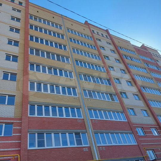 1-к. квартира, 42 м², 9/10 эт.