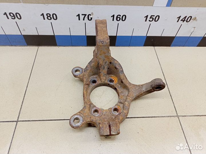 Кулак поворотный передний правый Juke (F15) 2011