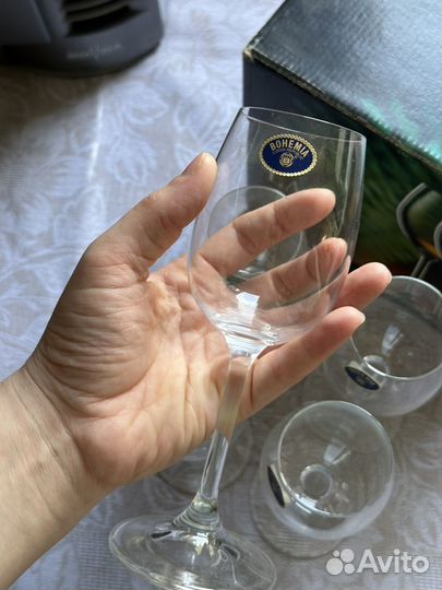 Хрустальные бокалы