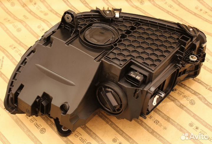 Фара правая mercedes C W206 21+ full LED