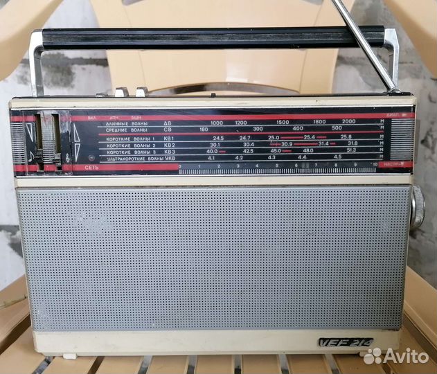 Радиоприемник из СССР VEF-214