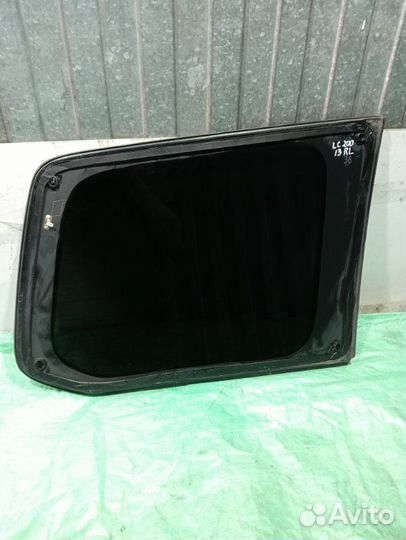 Стекло кузовное глухое левое заднее левое Toyota