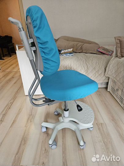 Анатомический стул для детей
