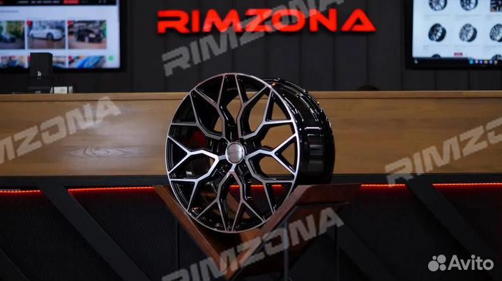 Литой диск sakura wheels R18 4x100