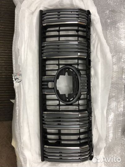 Радиаторная решетка на Toyota LCP 150