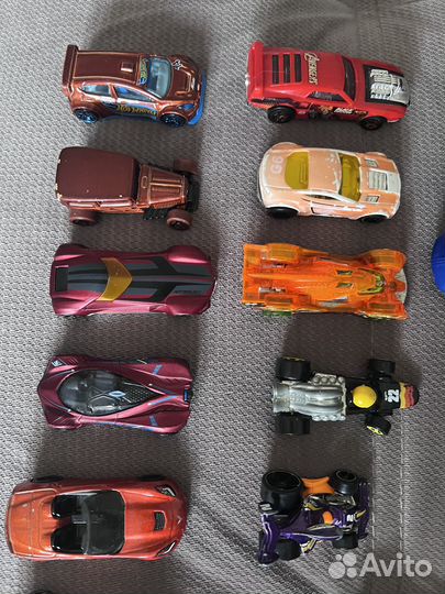 Машинки хот вилс hot wheels