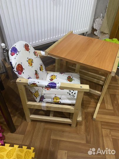 Детский столик со стулом
