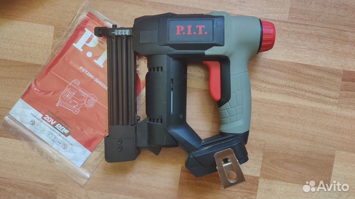 Степлер аккум PIT PST20H