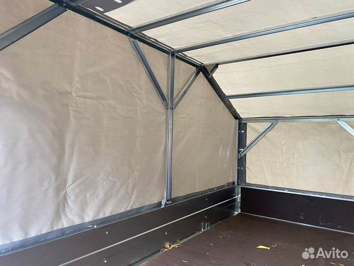 Легковой авто прицеп