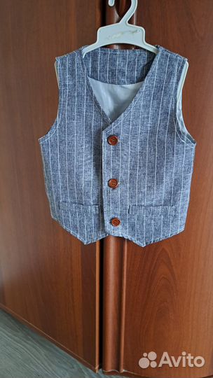 Нарядный костюм для мальчика 104 110