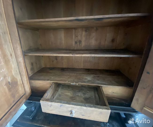 Антикварная горка/буфет