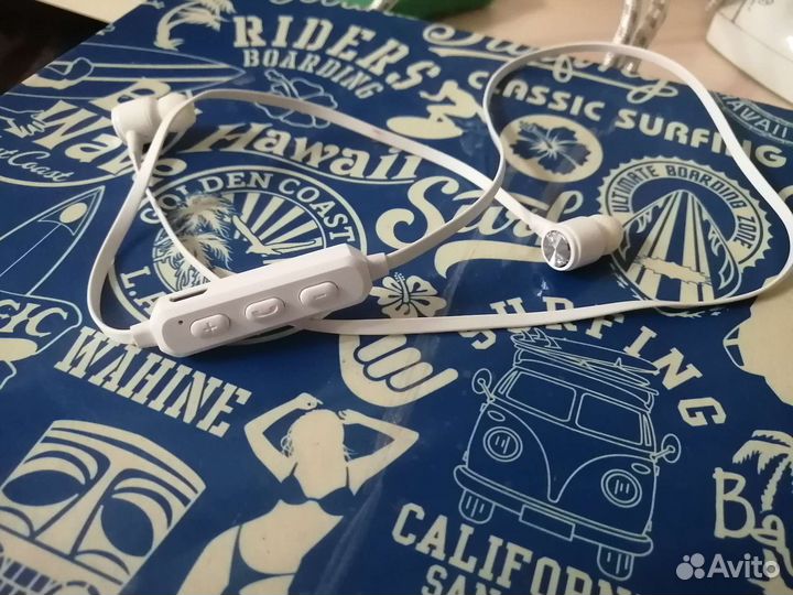 Bluetooth гарнитура