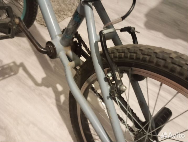 Продаю трюковой велосипед (бмх)