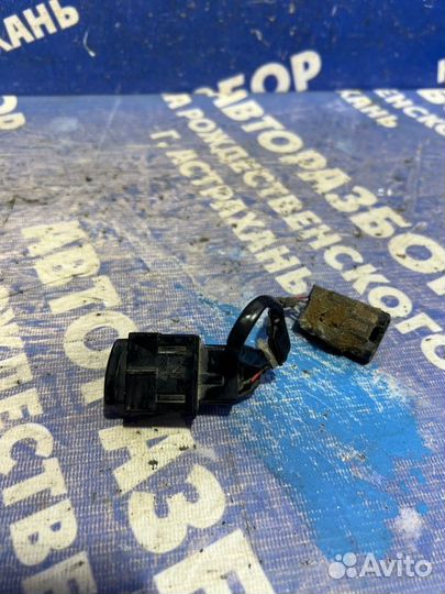 Кнопка птф Lexus Gs300 седан 1996