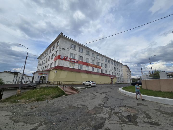 Торговая площадь, 348 м²