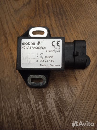 Датчик elobau 424A17A090B01