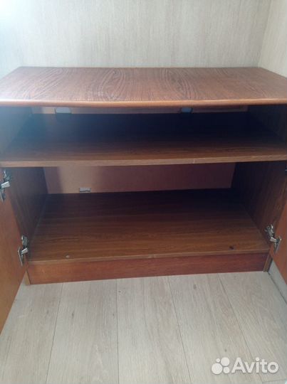 Тумба под телевизор