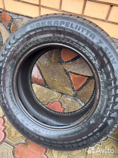 Nokian Tyres Hakkapeliitta 7 SUV 215/65 R16 102T