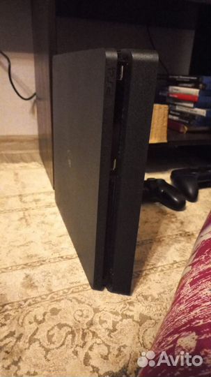 Sony PlayStation 4