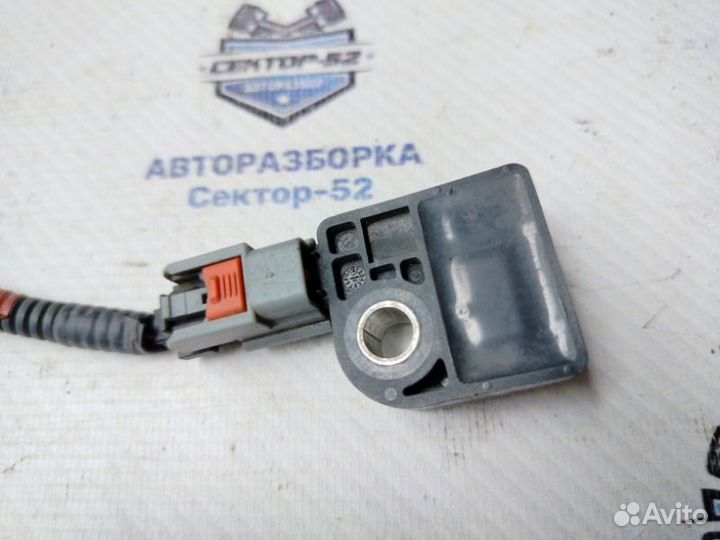 Датчик airbag передний Hyundai Ix35 LM