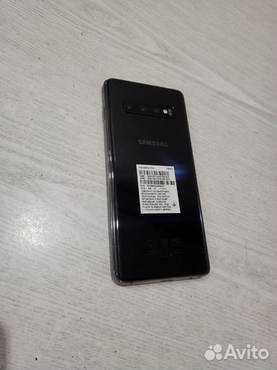 Samsung Galaxy S10, 8/128 ГБ