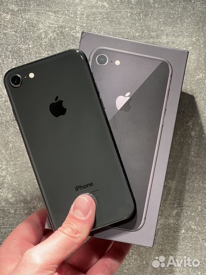iPhone 8, 128 ГБ