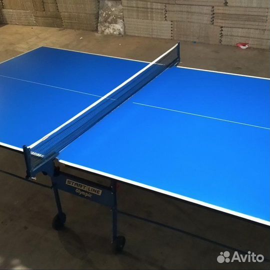 Теннисный стол для помещения