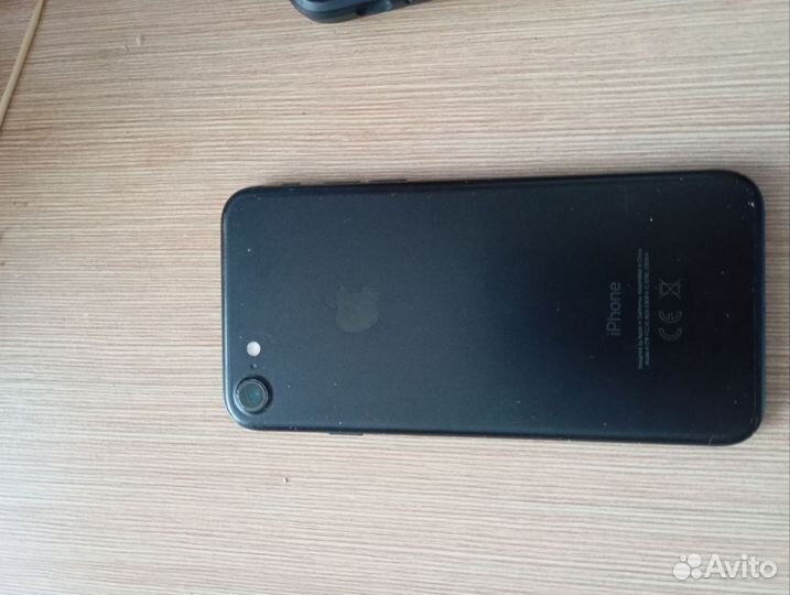 iPhone 7, 32 ГБ