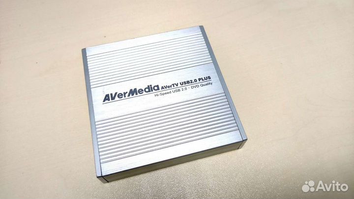 Тюнер AVerMedia AverTV USB2.0 plus