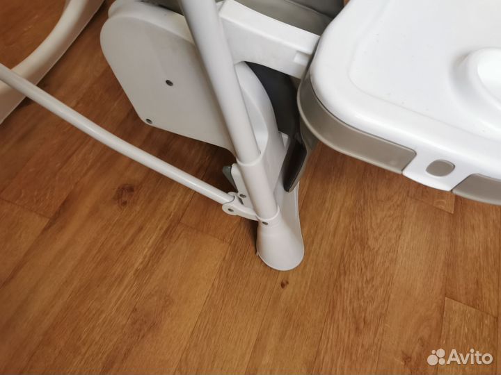 Стульчик для кормления kari kids