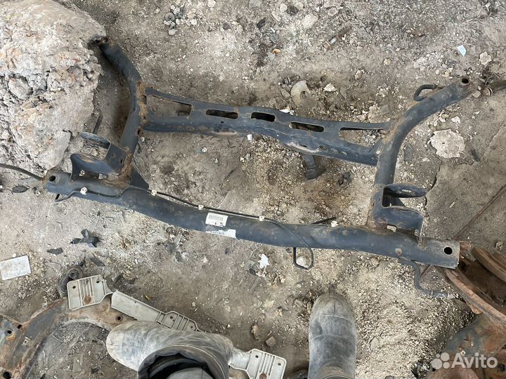 Задний подрамник vw golf 6