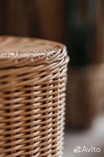 Корзина для белья с крышкой