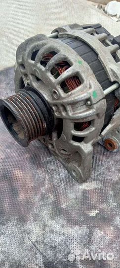 Генератор renault sandero 1,6, 2014 года