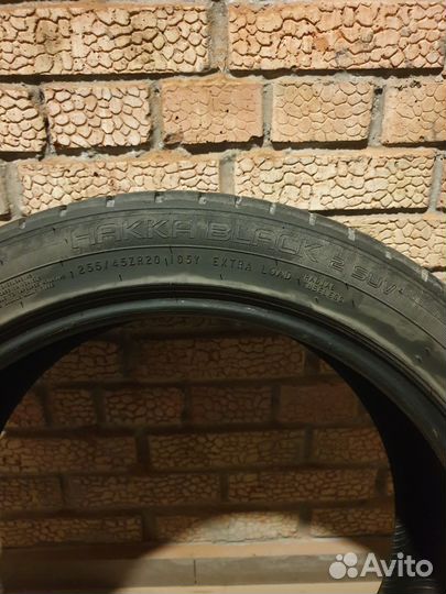 Nokian Tyres Hakka Black 2 SUV 255/45 R20