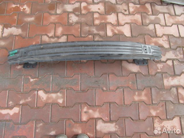 Усилитель переднего бампера Skoda Fabia 1