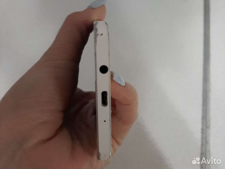 Телефон Samsung a5 2016