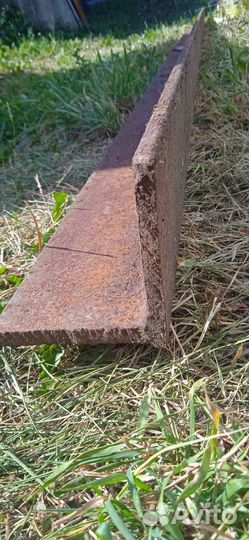 Уголок металлический 100х100х10