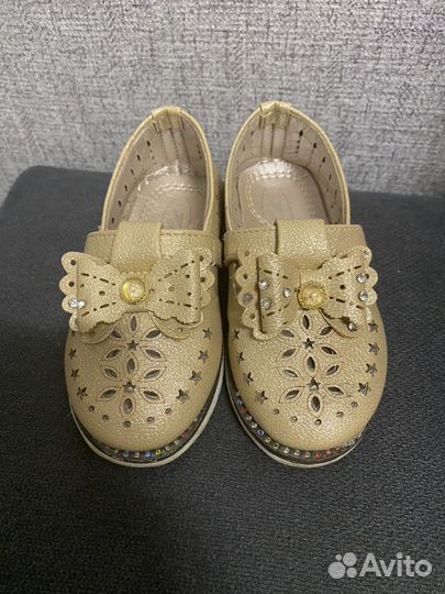 Туфли для девочки 24 размер
