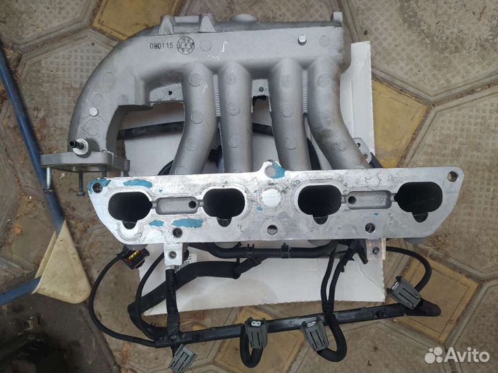 Впускной коллектор Kia spectra