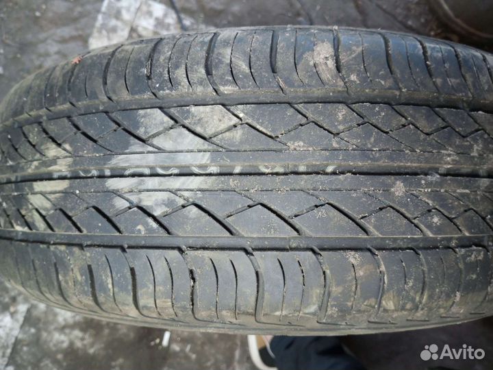 Hankook Optimo K406 215/65 R16