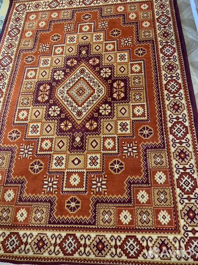 Ковер шерстяной