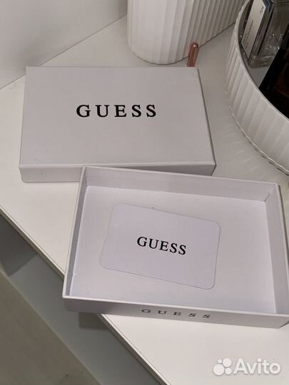 Коробки брендовые prada, guess