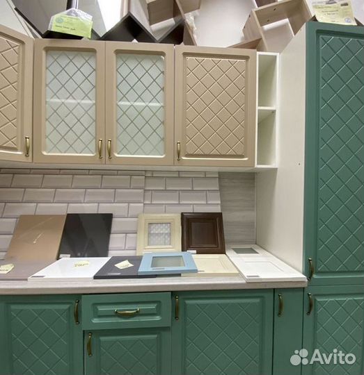 Кухня выставочный образец Доставка 1 день