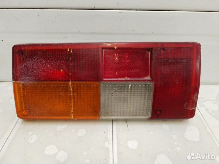 Фонарь задний левый Лада 2105 1 2000