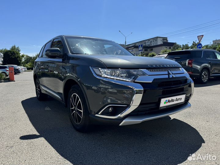 Mitsubishi Outlander 2.0 CVT, 2018, 73 200 км